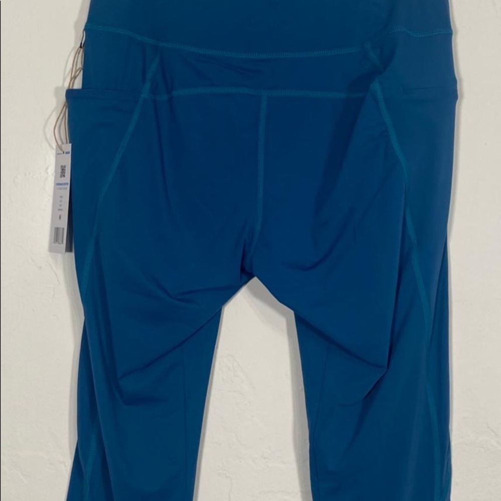 Hoka Teal Performance Crop Tights Leggings Large Side Pockets NWT - Picture 8 of 15